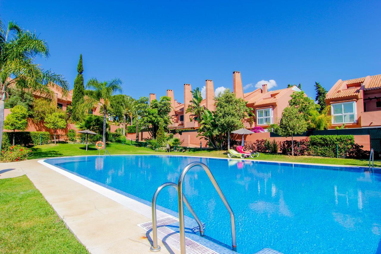 Oleholidays Adosado Mediterraneo Los Monteros 100 M Playa Marbella Kültér fotó